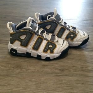 Nike Air boys shoes size 11